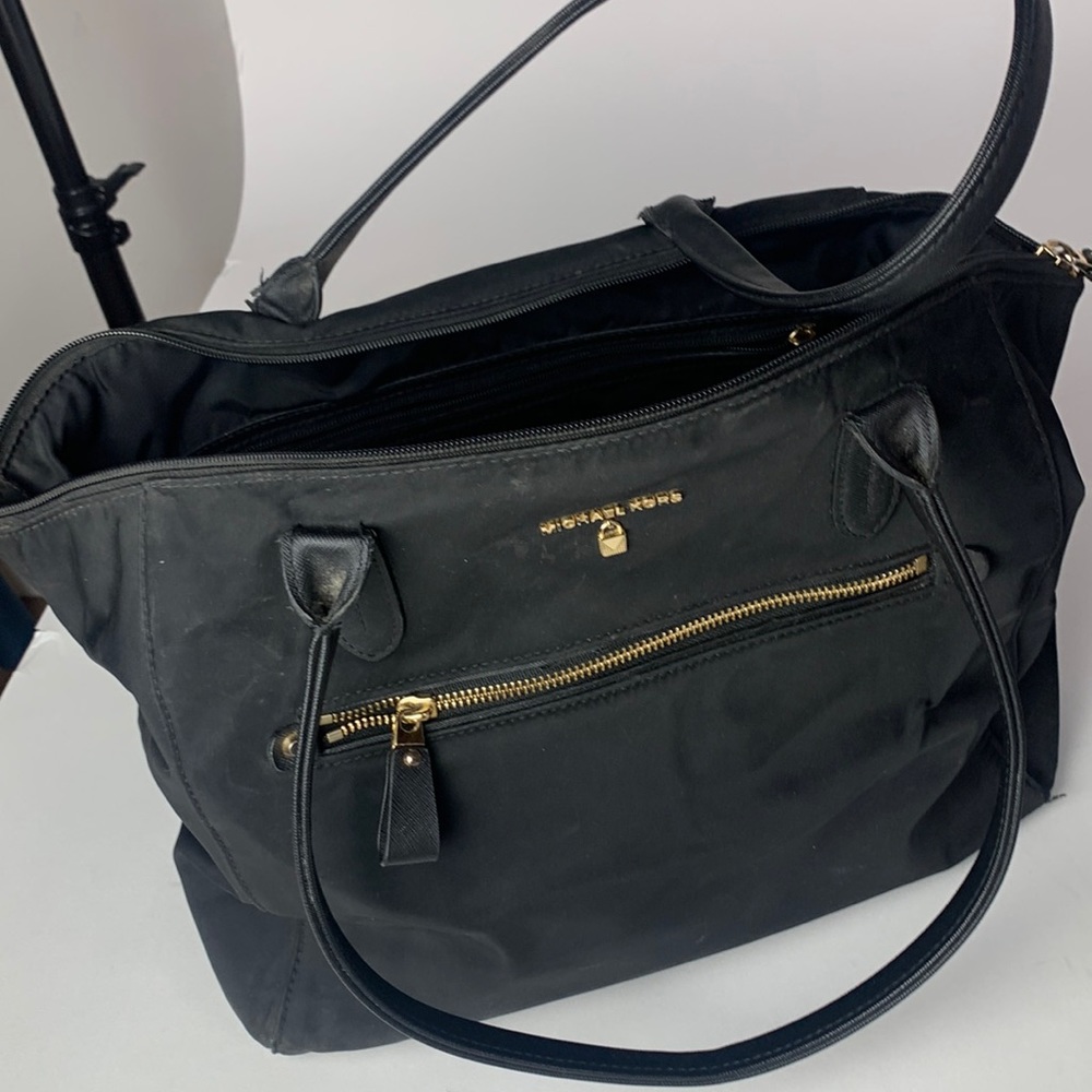 Michael kors travel tote